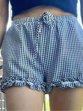 Black and White Gingham Ruffle Shorts with Lace Detail Women’s Small